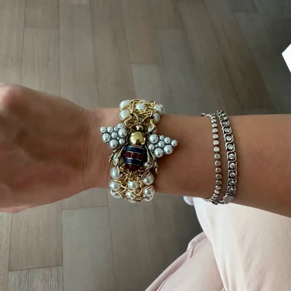 Vintage Luxury Honeybee Elegant Gold Pearl Adjustable Elastic Bee Bracelet